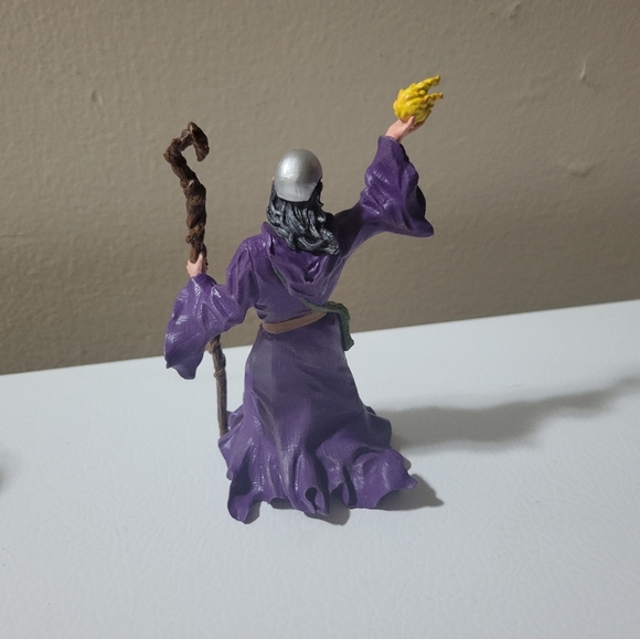 Safari Ltd Witch and Wizard Figurines - Picture 5 of 5